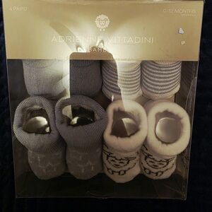 Adrienne Vittadini Infant Sock Collection - White and Gray